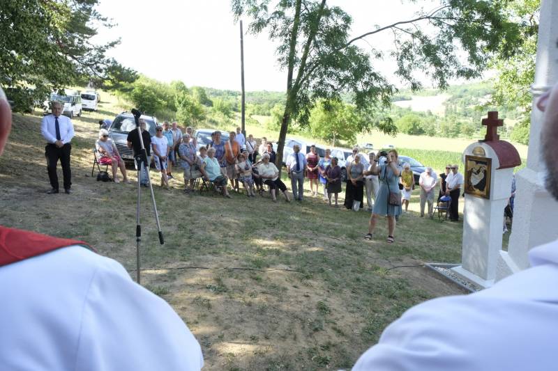 2021.06.30_Gödre felújított kálvária (32).JPG